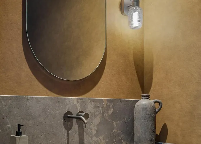 Beachfront Oneiro With Sea Views