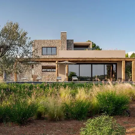 Beachfront Oneiro With Sea Views * Porto Heli