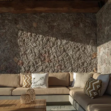 Beachfront Oneiro With Sea Views Villa *