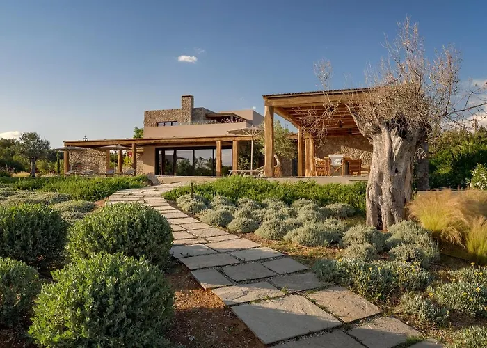 Beachfront Oneiro With Sea Views פורטו הלי