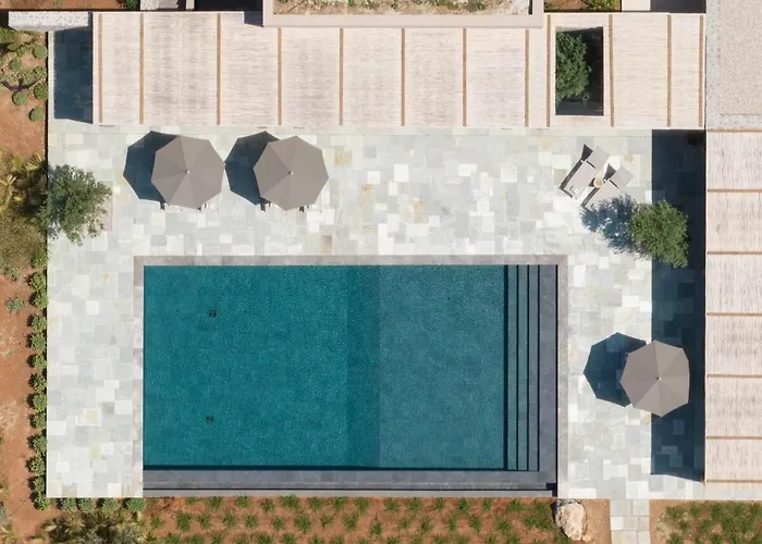 Beachfront Oneiro With Sea Views וילה *