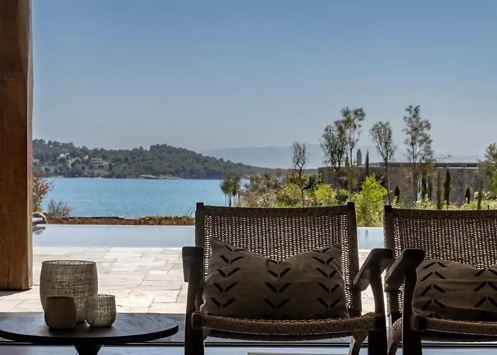 Beachfront Oneiro With Sea Views וילה פורטו הלי