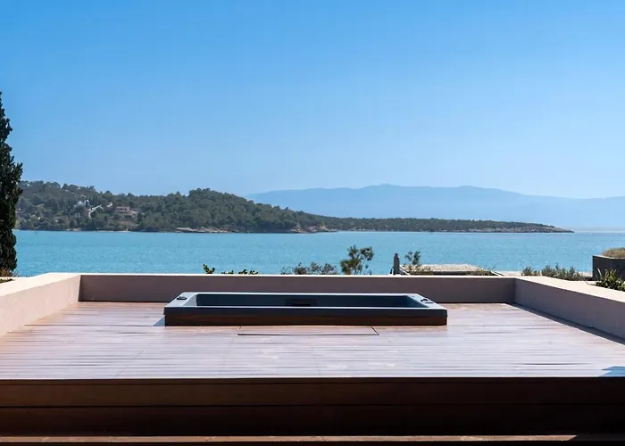 Villa Beachfront Oneiro With Sea Views Porto Heli